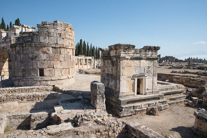 2-Day Private Guided Ephesus & Pamukkale Tour from Istanbul