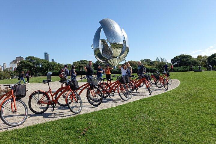 E-Scooter City Tour: Explorando Buenos Aires Norte e Sul