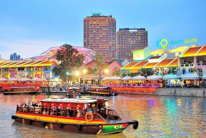 Private Tour : Singapore River Cruise & 2 Top-Besuch Lichtshows