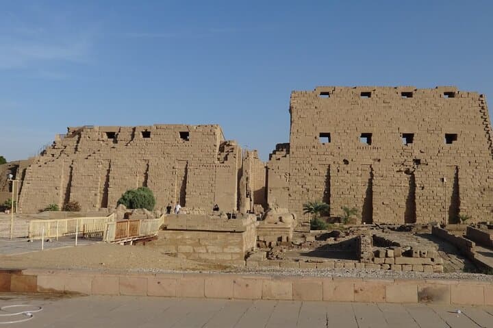 Luxor Tour from Hurghada with Kings Valley & Karnak