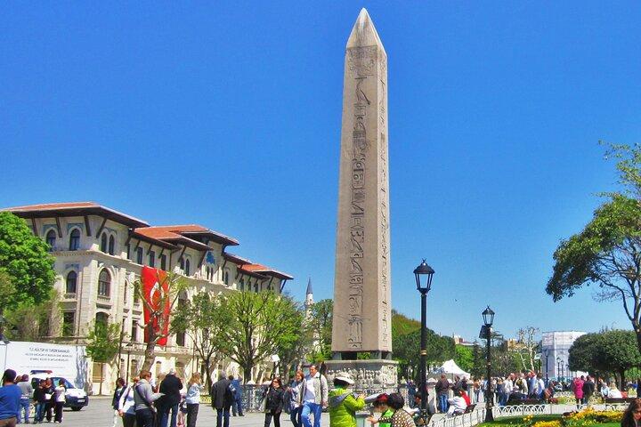 Istanbul Full Day Tour: Hagia Sophia, Topkapi, Sultanahmet -SL-12