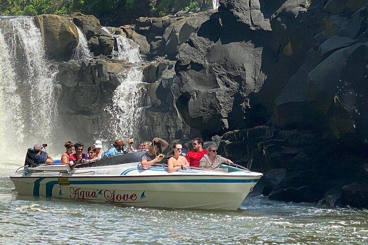 Excursion hors-bord des 5 îles avec déjeuner barbecue à l'île Aux Cerfs