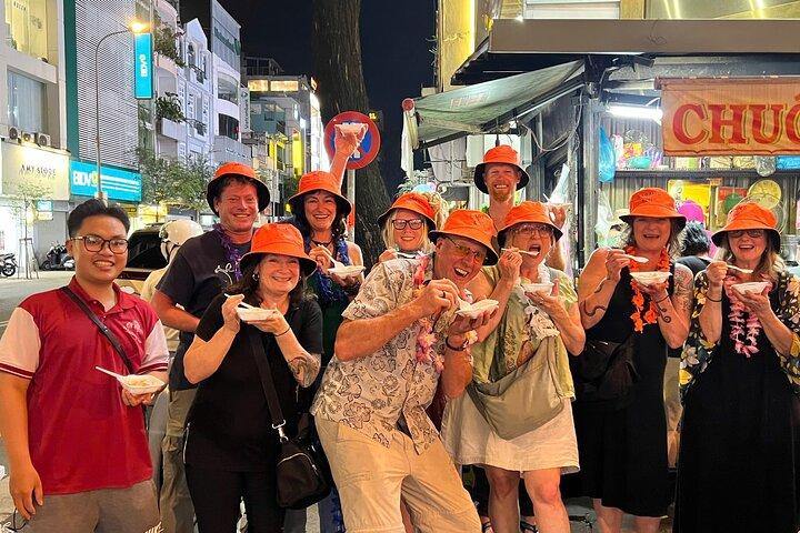 Saigon Walking Food Tour & Hidden Alleys avec des habitants