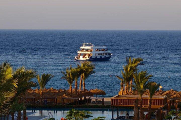 Private Transfer from Luxor to Marsa Alam with Dendera Temple