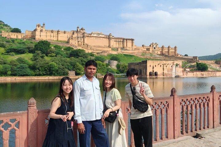 Explorez la journée complète Jaipur Guided Tour en voiture avec guide