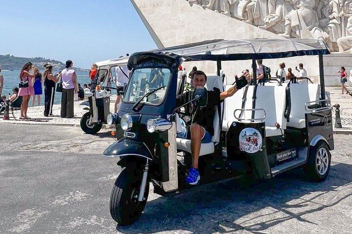 2 Stunden Tuk Tuk Tour durch das wunderschöne Viertel Belém! Muss man in Lissabon machen!