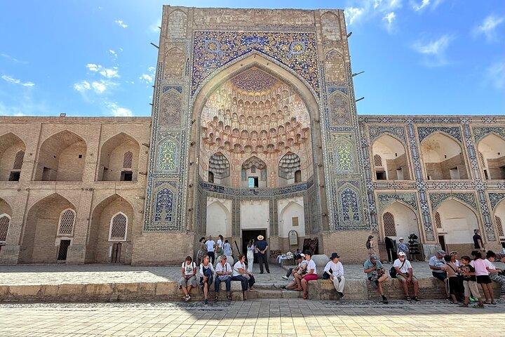 Buchara Tagestour. Abfahrt von Taschkent oder Samarkand