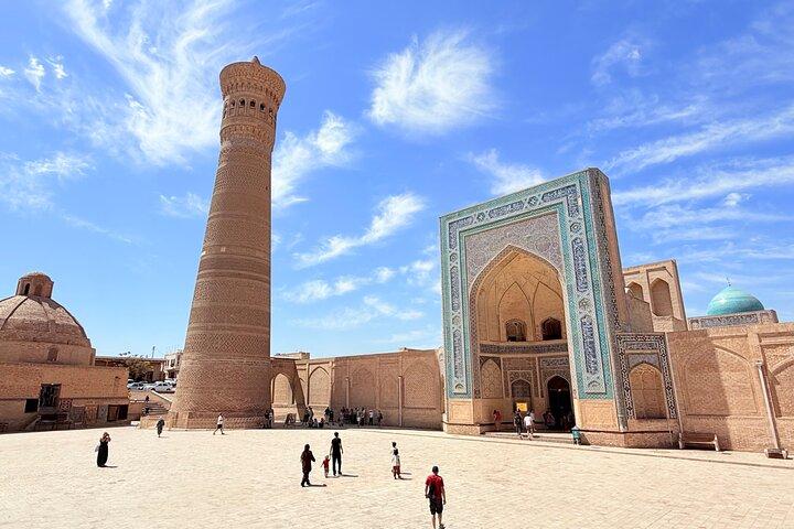 Buchara Tagestour. Abfahrt von Taschkent oder Samarkand