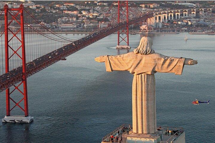 Private Helicopter Tour Lisbon: Luxury Scenic Flight Experience