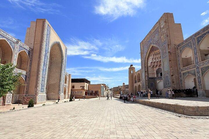 Bukhara: Complete Guided Walking Tour with a Small Group.
