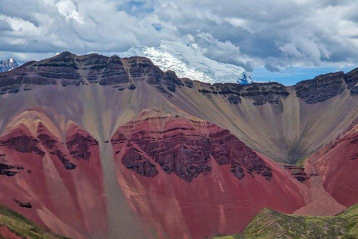 Montaña Arco Iris Perú + Valle Rojo con ATV TOUR DE UN DÍA COMPLETO