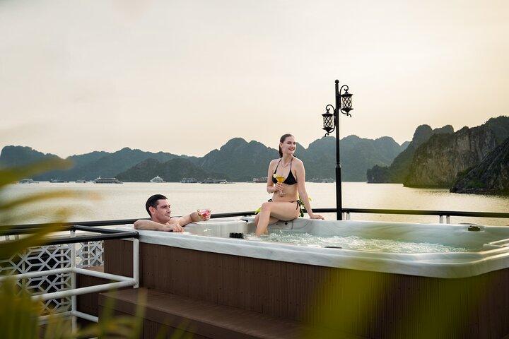 Ha Long Bay 5 - Cruzeiro Star Day com buffet, caiaque e natação