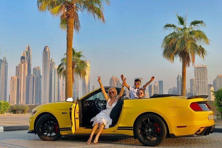 Dubai Cabrio Sightseeing Tour with Private Guide