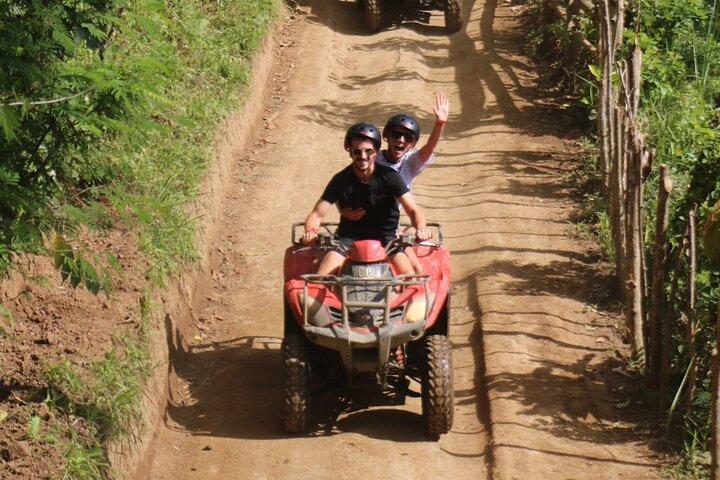 ATV Fyrhjuling Bali med Gorilla Cave & Lunch på Cretya Sunset