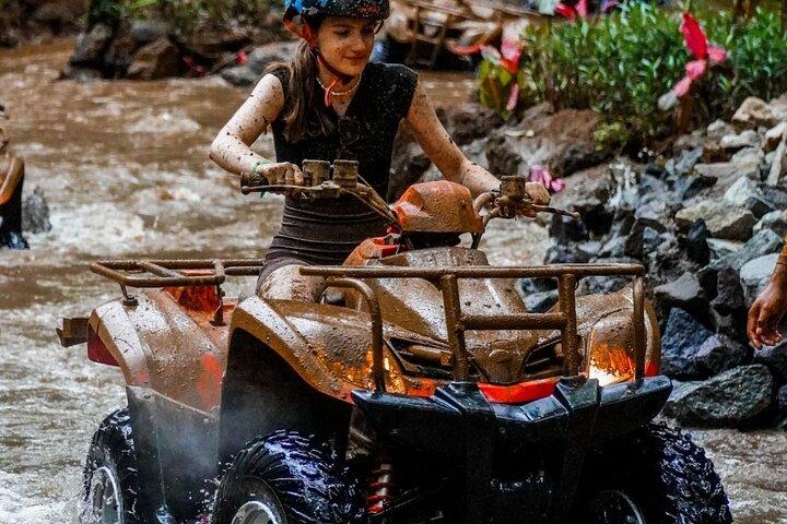 ATV Fyrhjuling Bali med Gorilla Cave & Lunch på Cretya Sunset