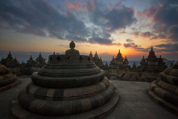Borobudur Sunrise Tour Accesso anticipato ed esplorazione del tempio