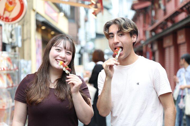 Tóquio: Private Asakusa & Senso-ji Temple Tour com 3 paradas de comida