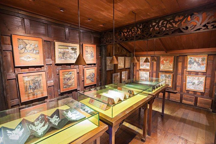 Tour multilingüe a la Casa Museo Jim Thompson con traslado privado