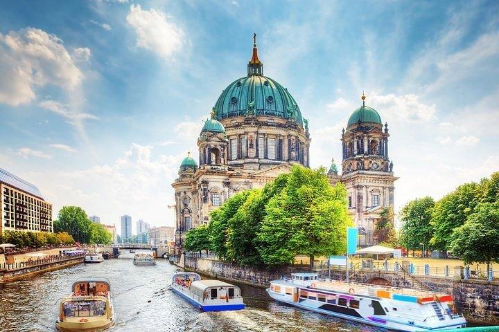 Berlin Made Simple : Tour sin estrés desde el puerto de cruceros de Warnemunde
