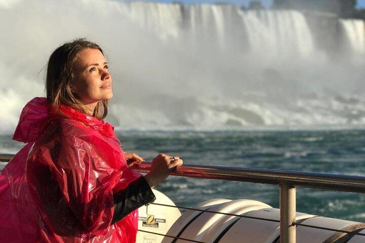 Niagara Falls Day Tour, cruzeiro de barco e viagem por trás das Cataratas