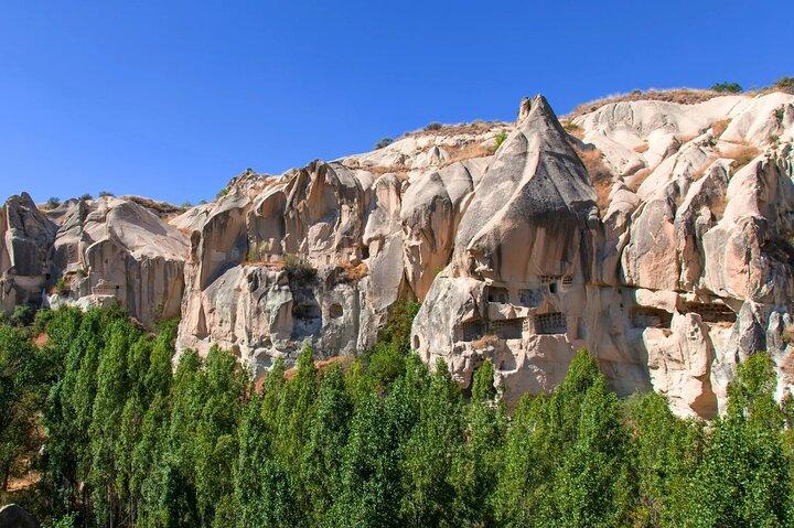 Cappadocia in One Day from Istanbul: Private Tour with Flights