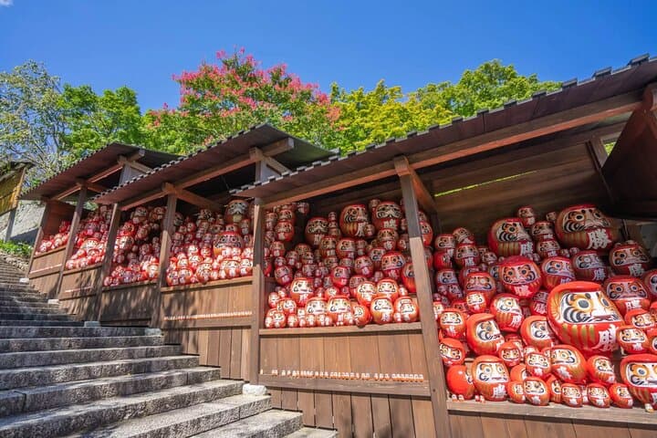 Osaka's Secret Adventures: Daruma Magic and Minoh Falls