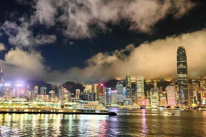 Privé-avond Hongkong : jacht + diner + lichtshow (15 personen)