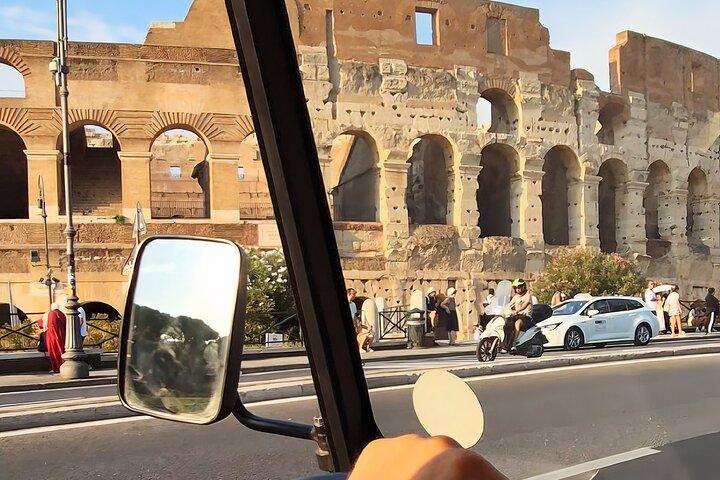 Rome Panoramic Golf Cart Tour with Private Guide