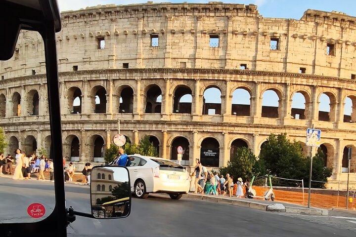 Rome Panoramic Golf Cart Tour with Private Guide