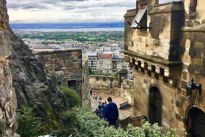 Morning Edinburgh Tour Hidden Gems Tour: Um passeio panorâmico de quatro horas