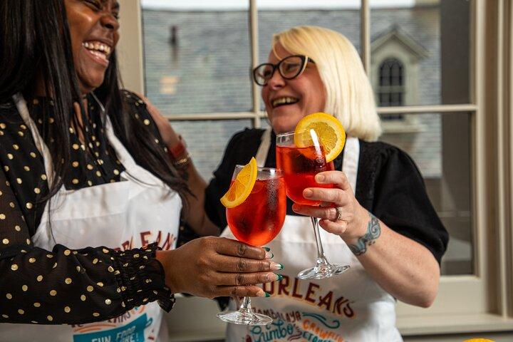 New Orleans Courtyard Cocktails : Cours de Mixologie Happy Hour