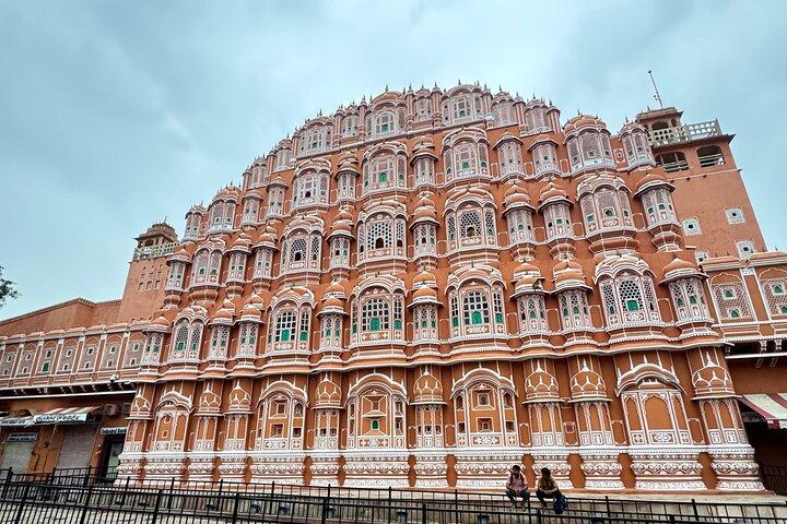Explorez la journée complète Jaipur Guided Tour en voiture avec guide