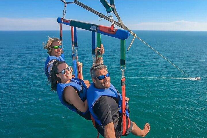 Jetski og Parasailing w / Indgang og privat transport