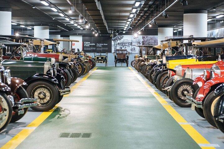 トリノのMAUTO自動車博物館の特別ガイドツアー