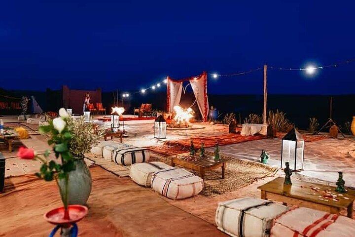 Agafay Desert Swimmingpool mit Mittagessen und Transfer – Marrakesch
