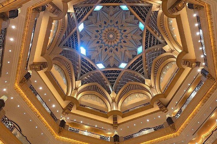Excursion privée d'une journée à Abu Dhabi avec option déjeuner