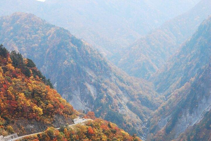 Tour de 1 día desde Kanazawa Tedori Gorge White Road y Shirakawa Go