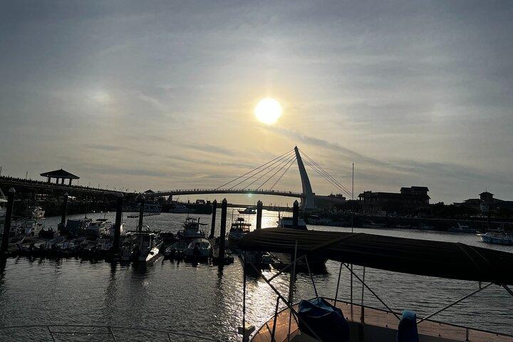 Tamsui One Day MRT Tour