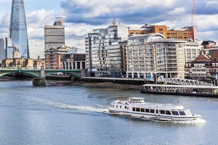 Thames River Sightseeing Cruise de Westminster para Greenwich