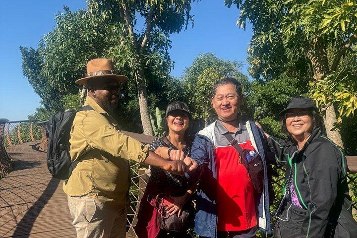 Private Robben Island, Kirstenbosch and Wine Tasting Tour
