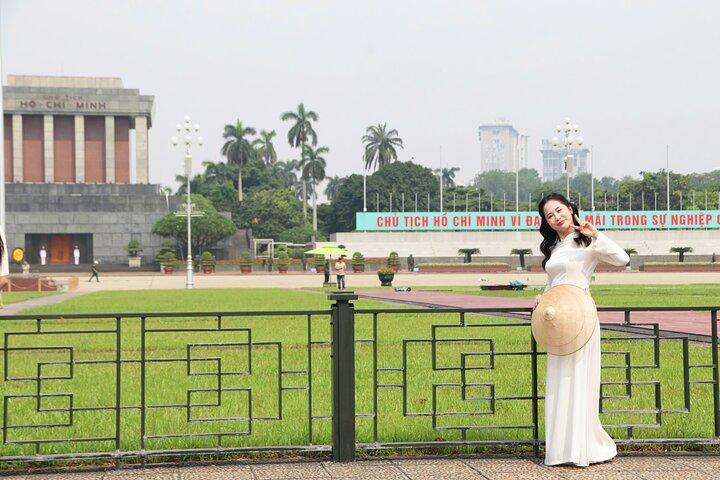 Tour della città di Hanoi di un'intera giornata: mausoleo, tempio, pagoda e pranzo