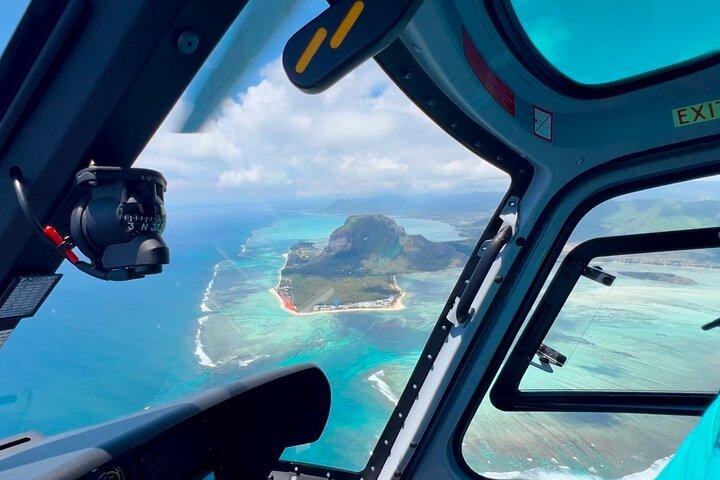 Mauritius Underwater Waterfall guidet tur med helikopter