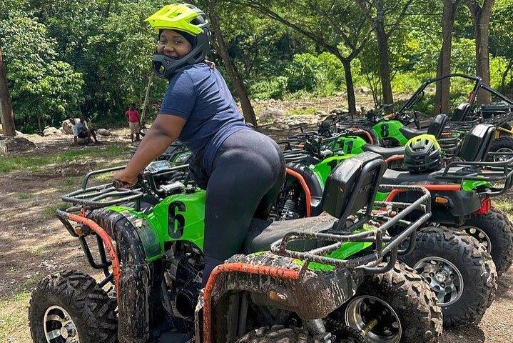 Hoteller i nærheden af River Ryder Adventure Park Kingston Jamaica