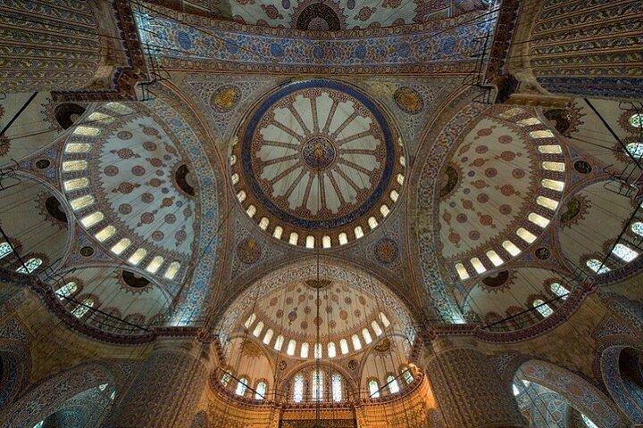 Private Tour Best of Old City: Hagia Sophia,Blue Mosque & Topkapi
