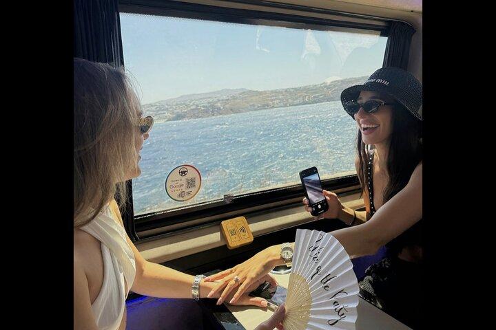 Privat Mykonos Island-tur med lyxminibuss upp till 11 passagerare