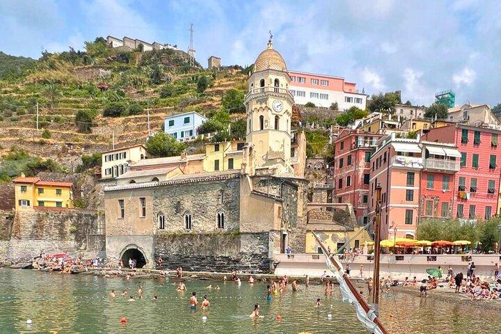 Vanuit Florence : 2-daagse combitour naar Pisa, Cinque Terre & Toscane