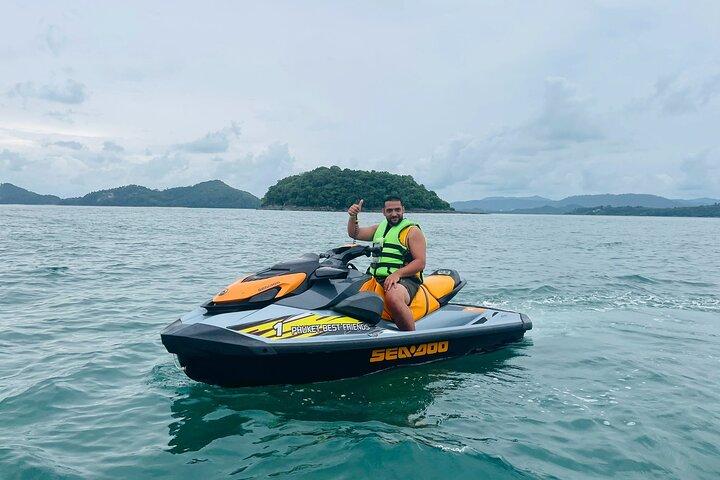Halvdag 6 ø Adventure Phuket Jetski Tour