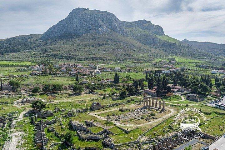古代コリントスとアクロコリントスでコリントス地峡を探検