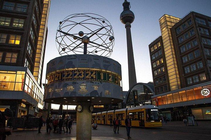 Berlin TV Tower Entry, Digital Guide and City Walk