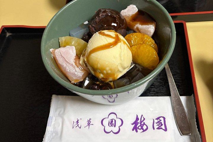 東京のタイムトラベル浅草旧市街とご当地グルメを巡る